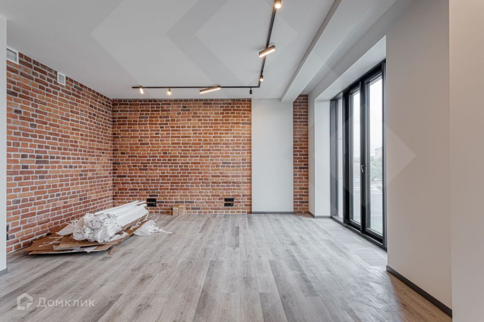 Сдаётся 3-комнатная квартира, 105 м²