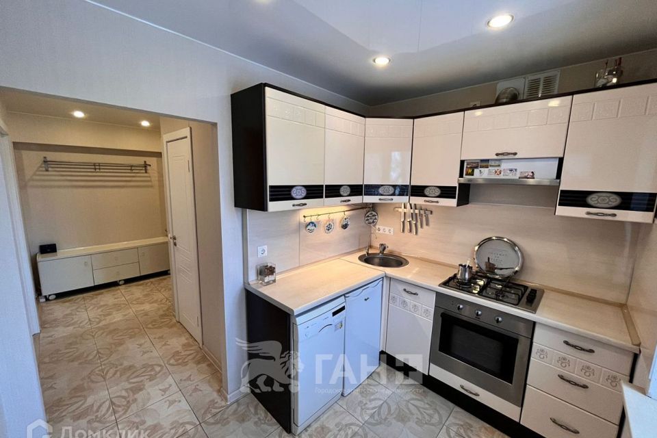 Продаётся 2-комнатная квартира, 50.7 м²