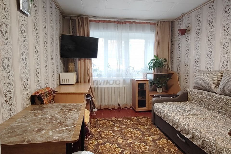 Продаётся комната в 5-комн. квартире, 16.8 м²