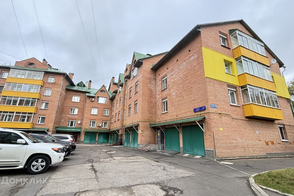 Сдаётся 2-комнатная квартира, 70 м²