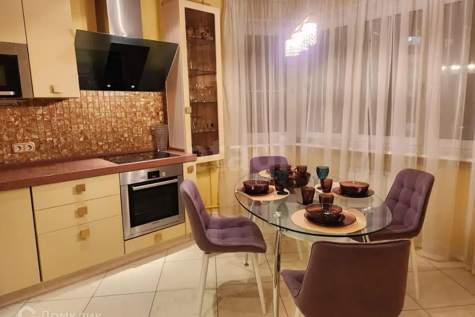 Продаётся 3-комнатная квартира, 74.3 м²