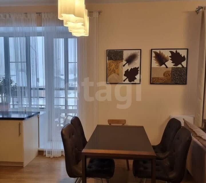 Продаётся 3-комнатная квартира, 81.2 м²