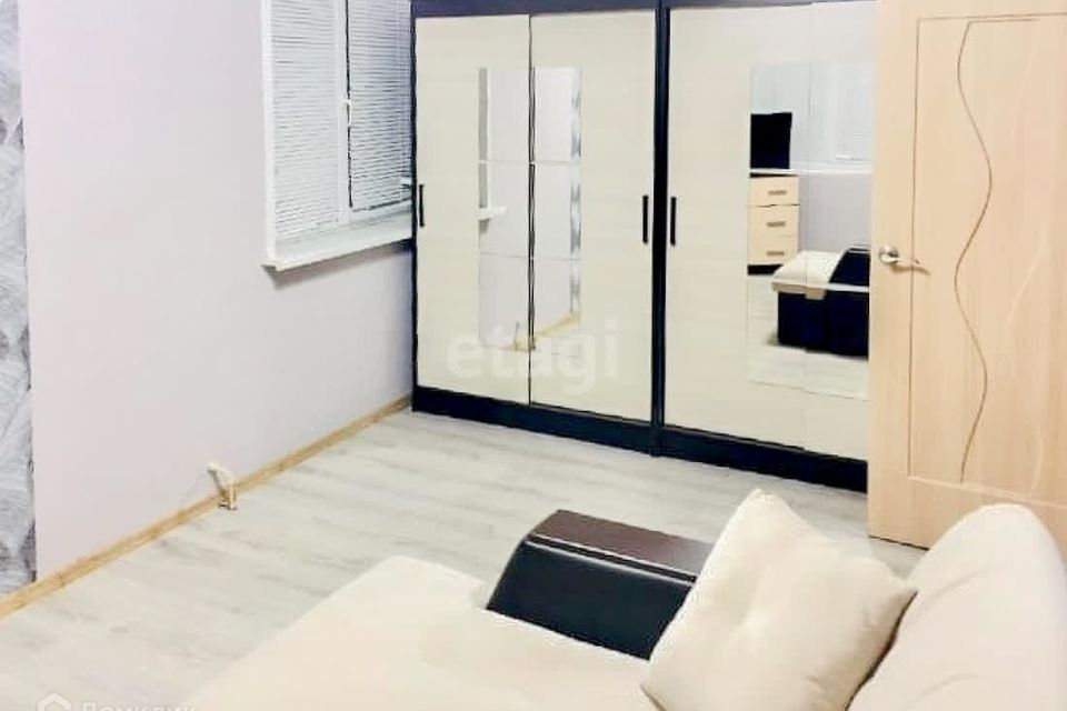Продаётся 1-комнатная квартира, 30.4 м²