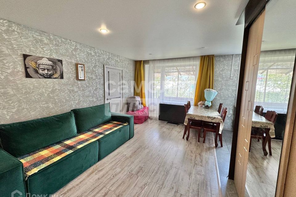 Продаётся 3-комнатная квартира, 54.6 м²
