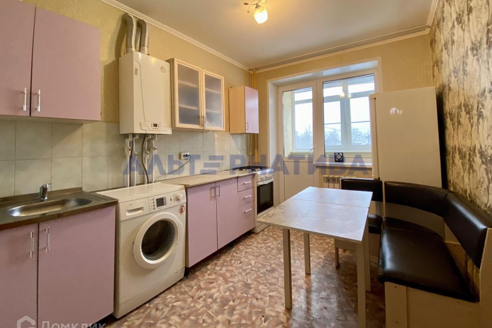 Продаётся 2-комнатная квартира, 57.3 м²