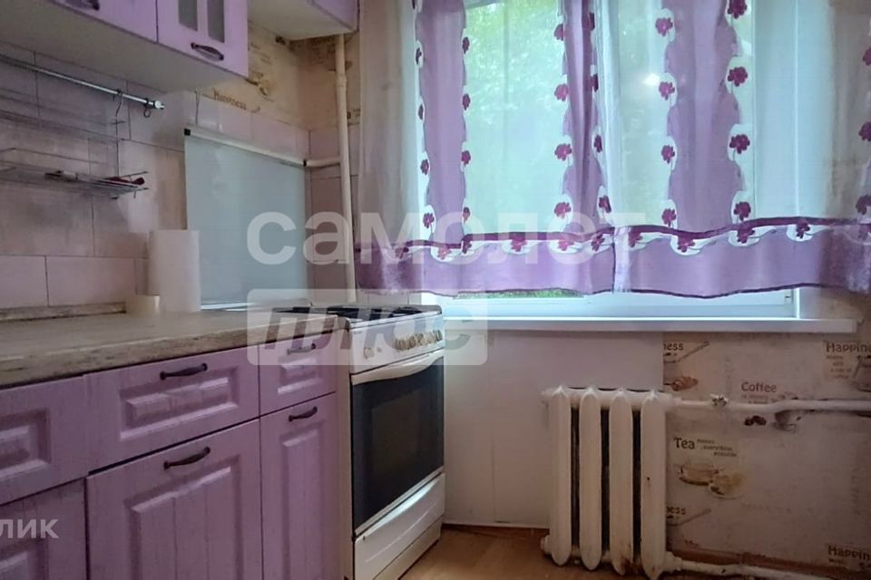 Продаётся 3-комнатная квартира, 55.2 м²