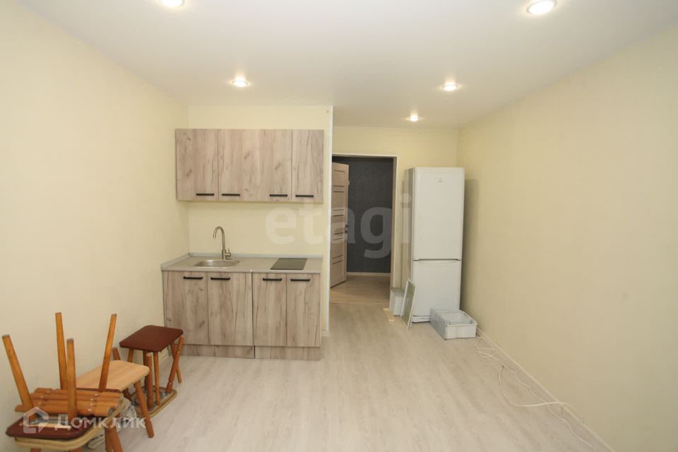 Сдаётся 1-комнатная квартира, 42 м²