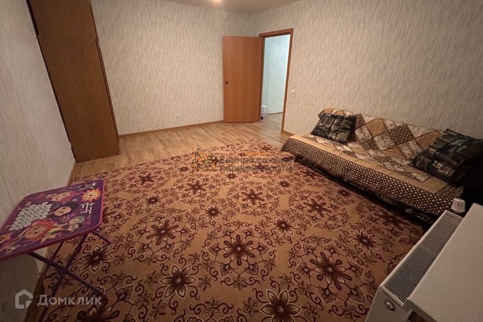 Сдаётся 2-комнатная квартира, 60 м²