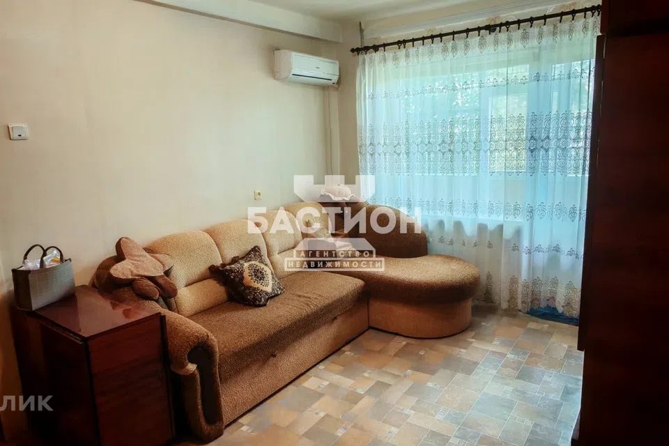 Продаётся 2-комнатная квартира, 42.8 м²