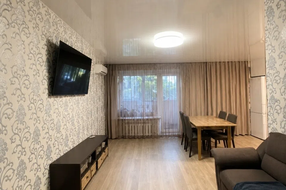 Продаётся 2-комнатная квартира, 60 м²