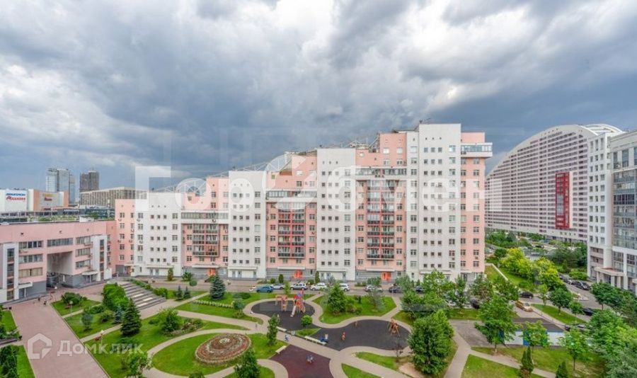 Сдаётся 2-комнатная квартира, 82 м²