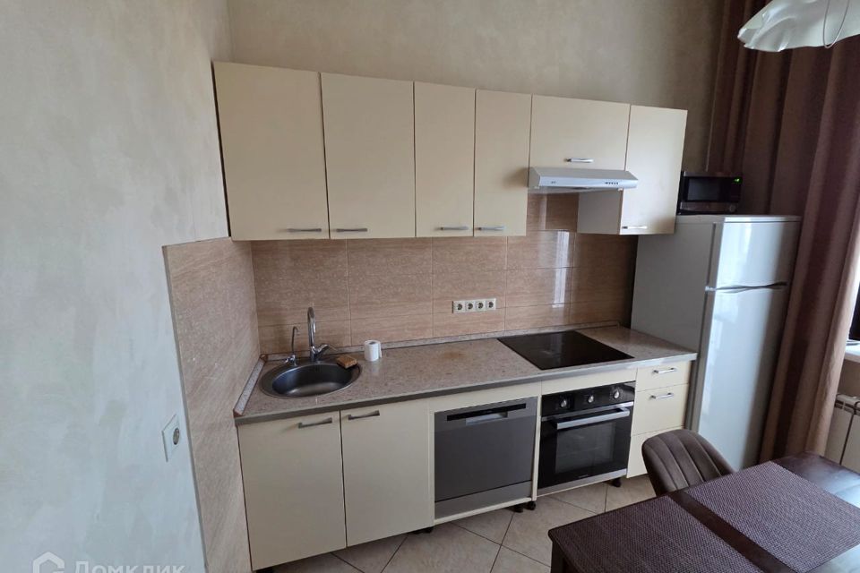 Продаётся 1-комнатная квартира, 39.9 м²