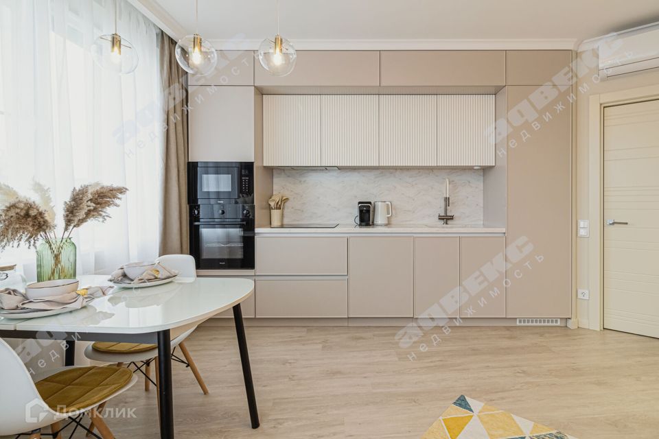 Продаётся 2-комнатная квартира, 53.8 м²
