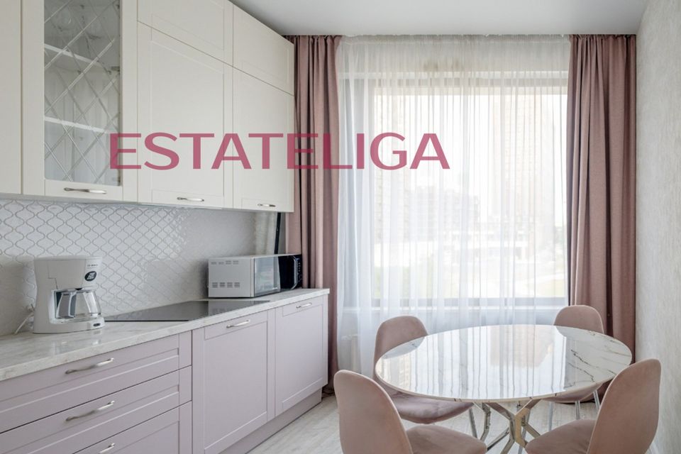 Продаётся 2-комнатная квартира, 57 м²