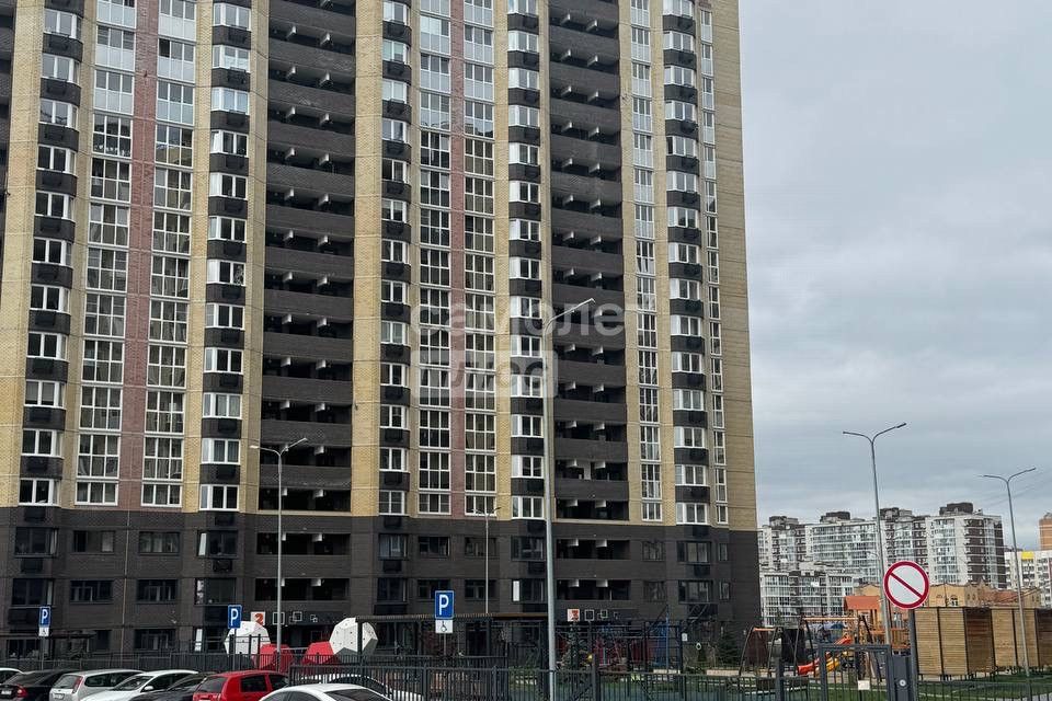 Продаётся 2-комнатная квартира, 71.4 м²