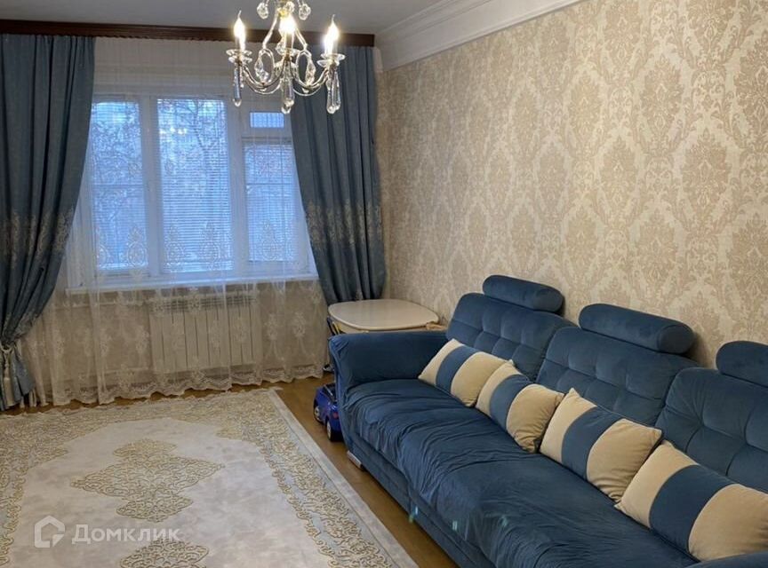 Продаётся 3-комнатная квартира, 92 м²