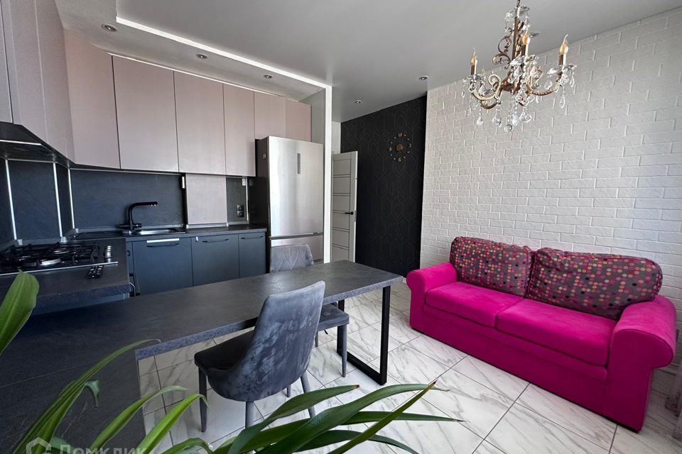Продаётся 2-комнатная квартира, 79 м²