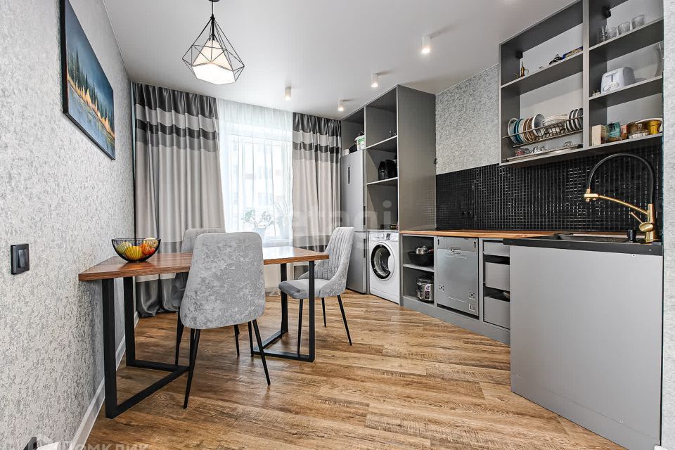 Продаётся 2-комнатная квартира, 60 м²