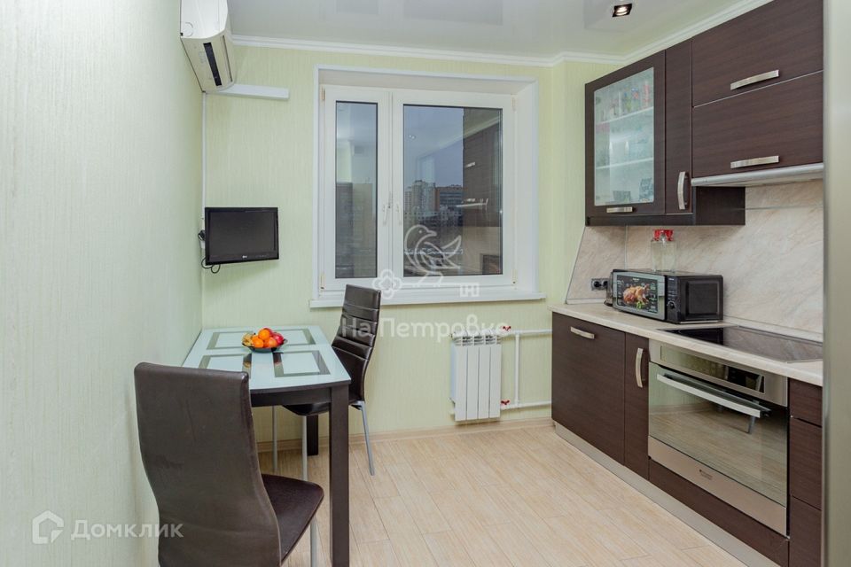 Продаётся 4-комнатная квартира, 84.3 м²