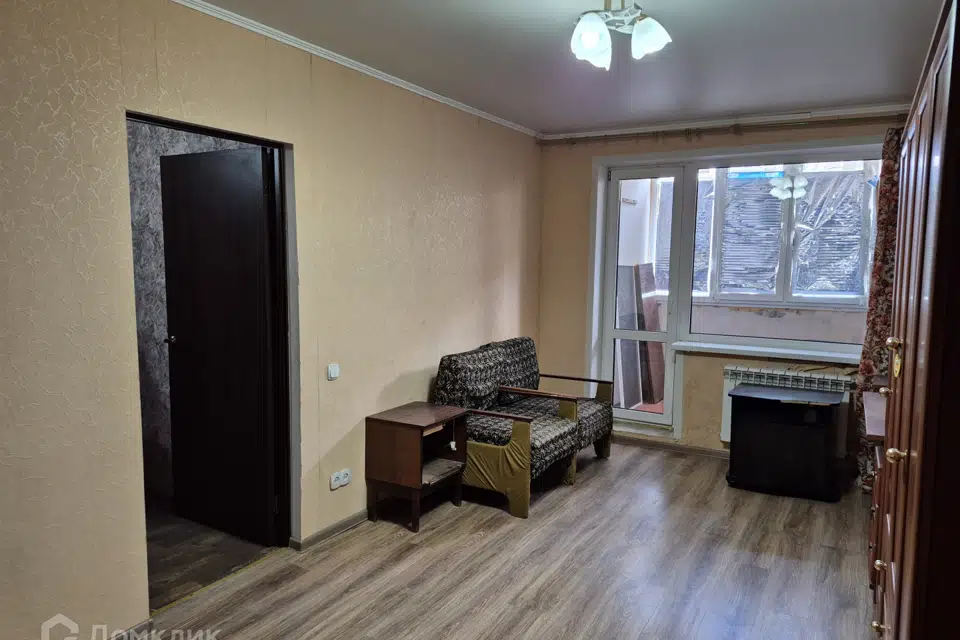 Продаётся 2-комнатная квартира, 42.7 м²