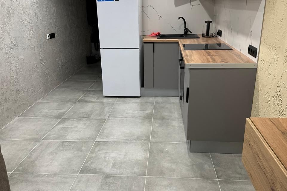 Сдаётся 1-комнатная квартира, 46 м²