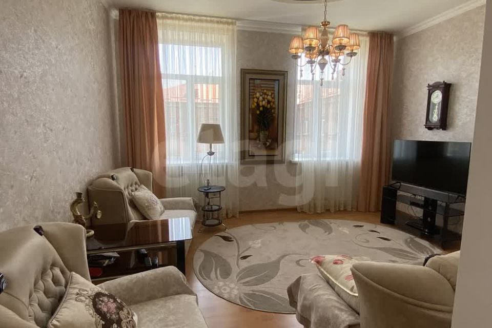 Продаётся 2-комнатная квартира, 69 м²