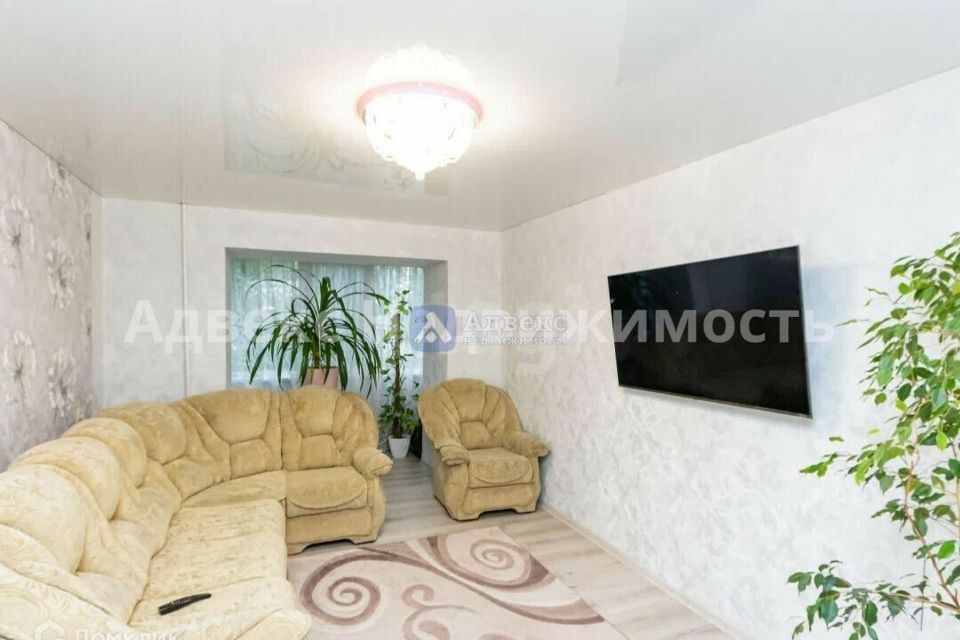 Продаётся 3-комнатная квартира, 62.9 м²