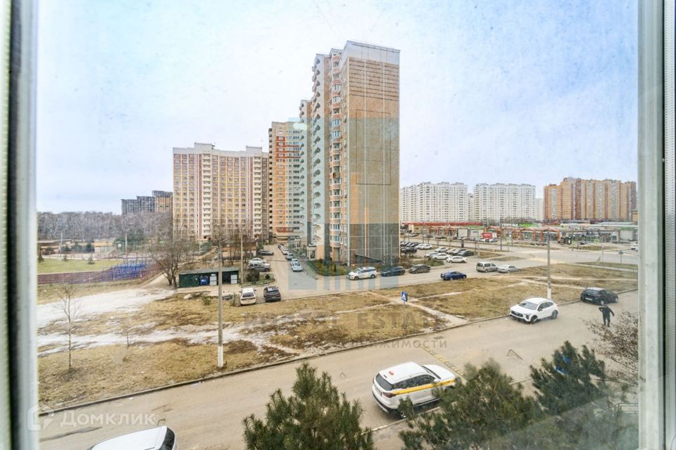 Продаётся 4-комнатная квартира, 99.6 м²