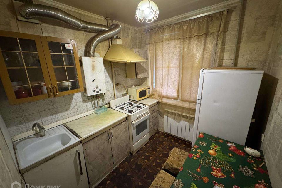 Сдаётся 3-комнатная квартира, 47.3 м²