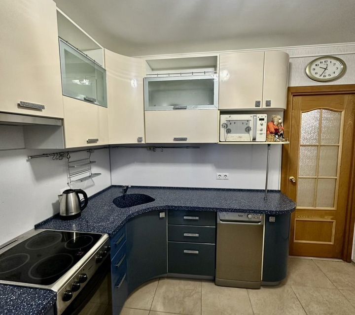 Сдаётся 2-комнатная квартира, 55 м²