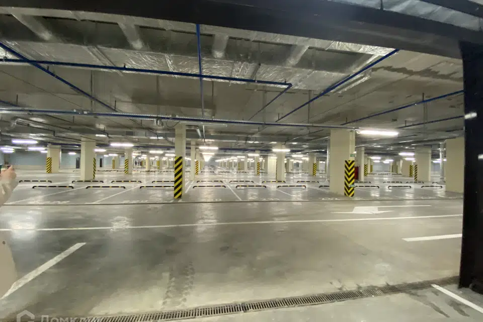 Продаётся машиноместо, 14.6 м²
