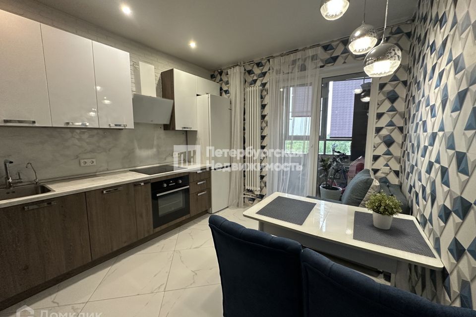 Продаётся 1-комнатная квартира, 49 м²