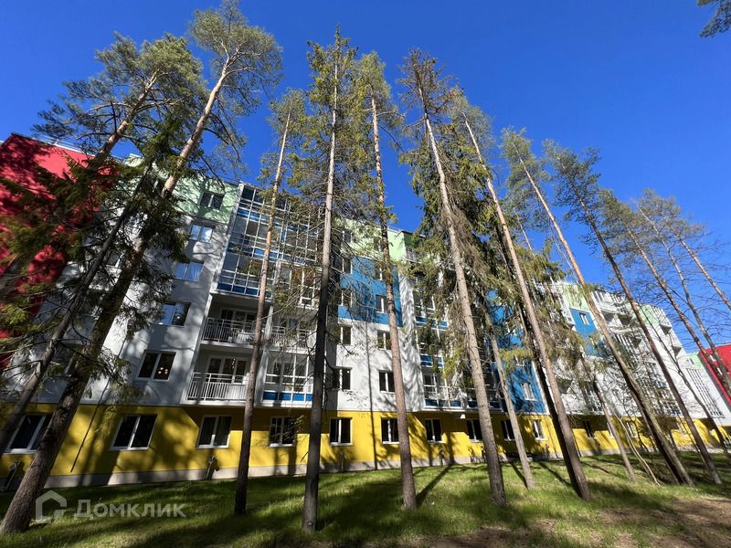 Продаётся 1-комнатная квартира, 42.4 м²