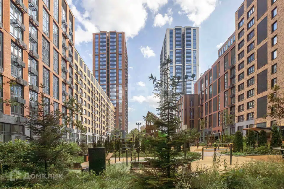 Продаётся 1-комнатная квартира, 53 м²