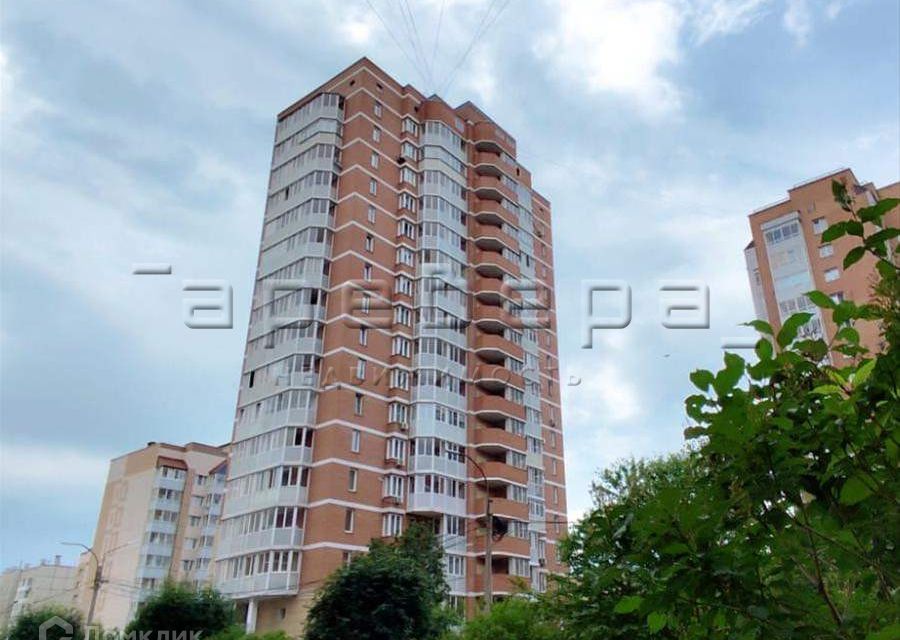 Продаётся 2-комнатная квартира, 54.1 м²