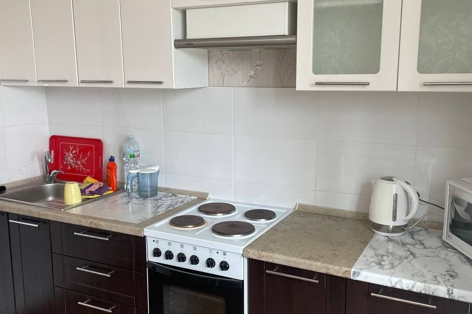 Сдаётся 2-комнатная квартира, 58 м²