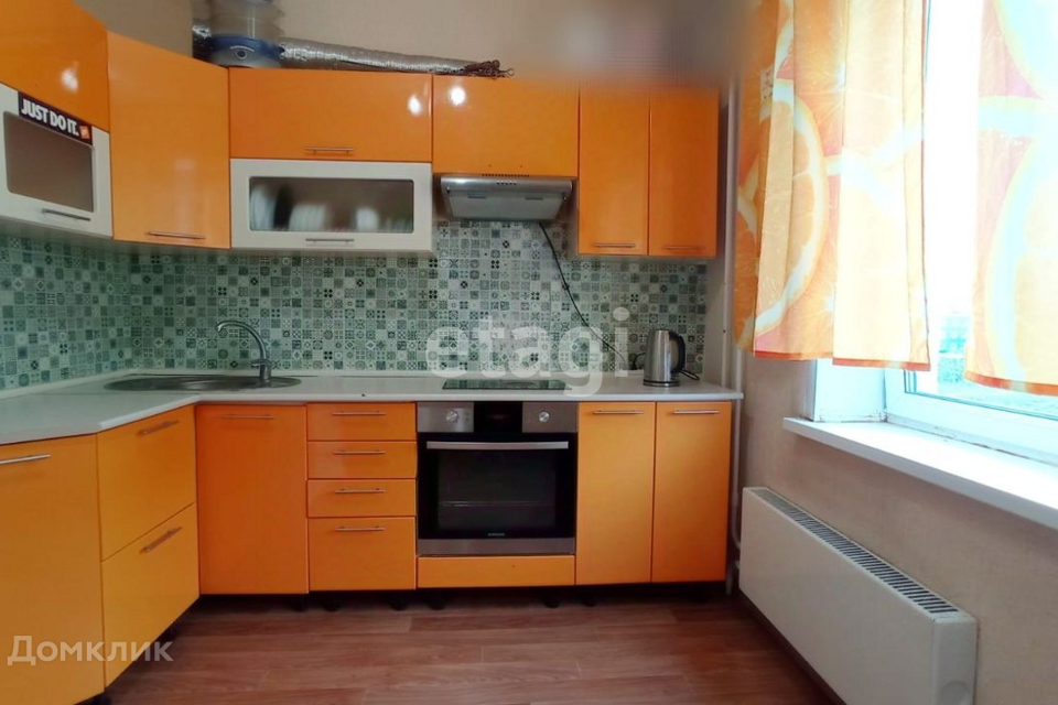 Продаётся 2-комнатная квартира, 56.3 м²