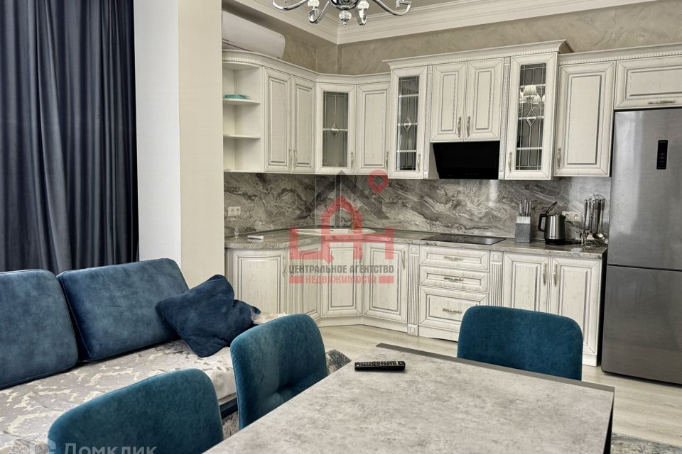 Продаётся 1-комнатная квартира, 52.6 м²
