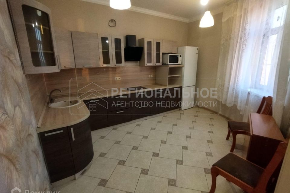 Сдаётся 3-комнатная квартира, 100 м²