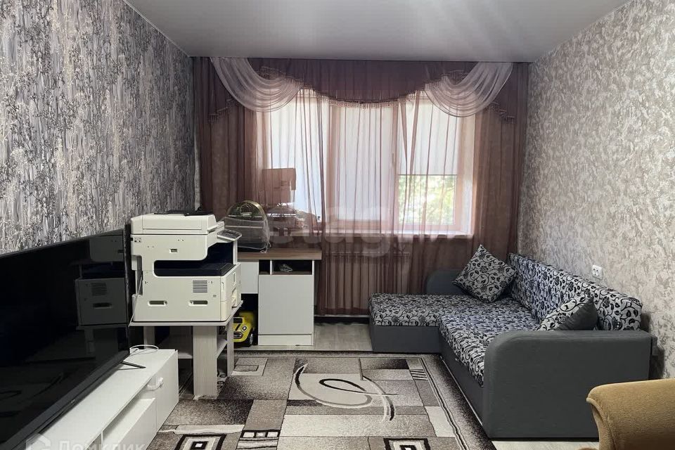 Продаётся 3-комнатная квартира, 60.1 м²