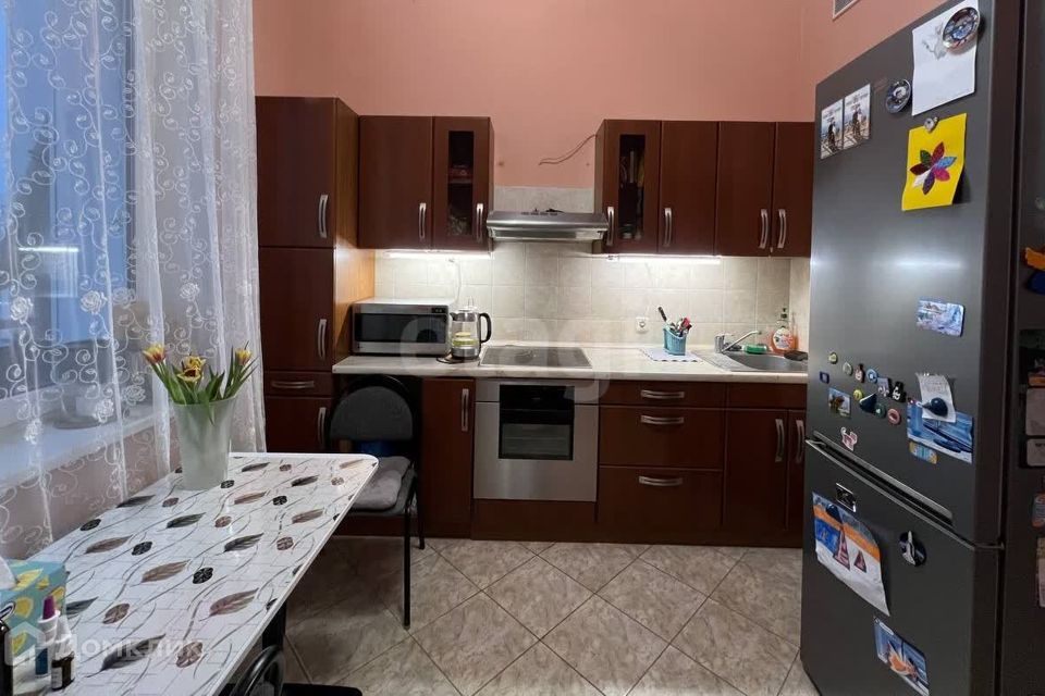 Продаётся 2-комнатная квартира, 68.1 м²