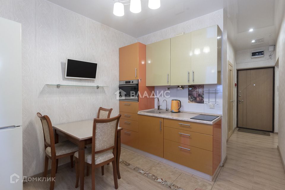 Продаётся 1-комнатная квартира, 38 м²