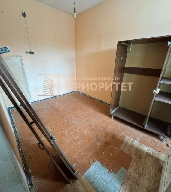Продаётся 3-комнатная квартира, 48.8 м²