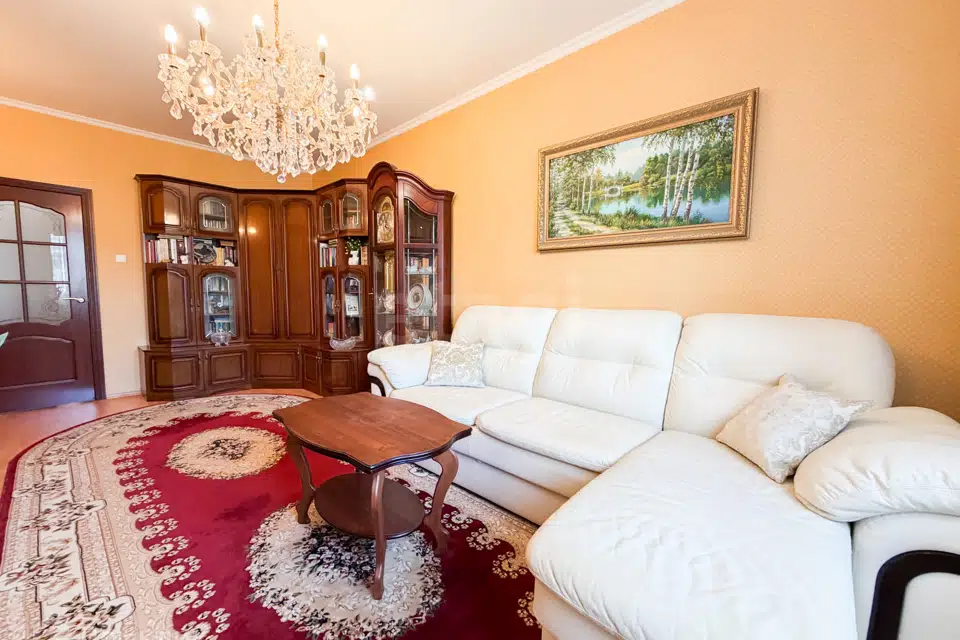 Продаётся 2-комнатная квартира, 72.2 м²