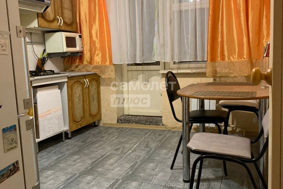 Продаётся 1-комнатная квартира, 40 м²