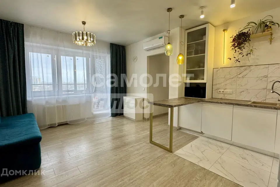 Продаётся 4-комнатная квартира, 69.1 м²