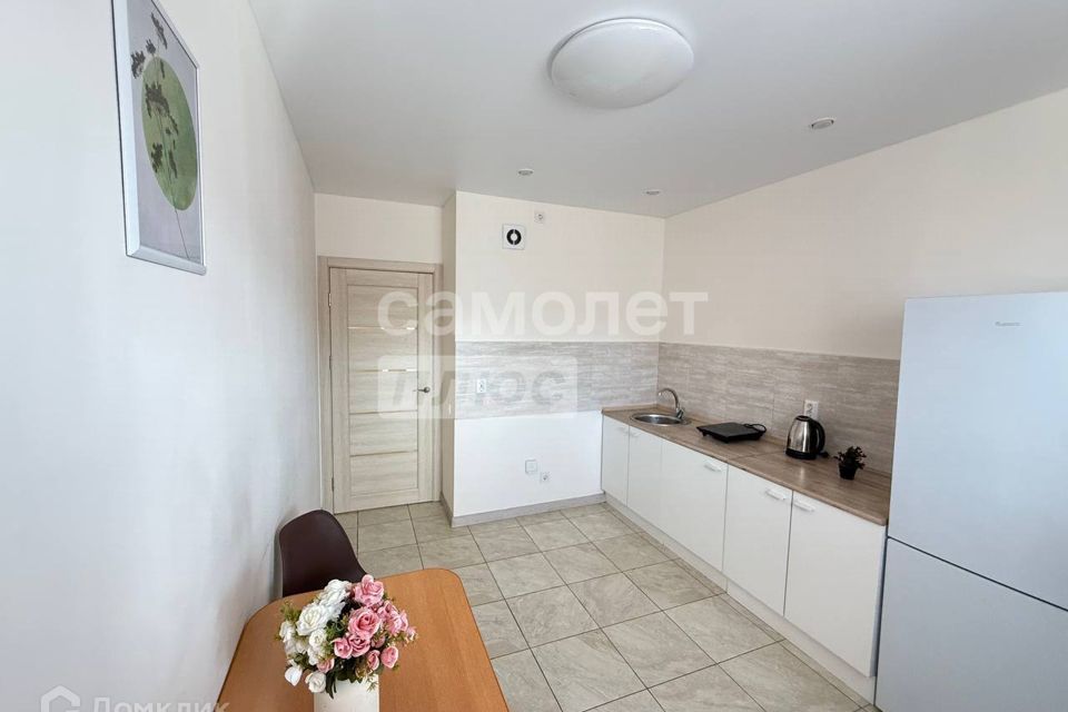 Продаётся 1-комнатная квартира, 39.7 м²