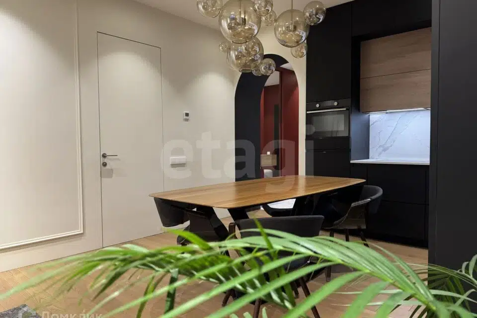 Продаётся 2-комнатная квартира, 70 м²