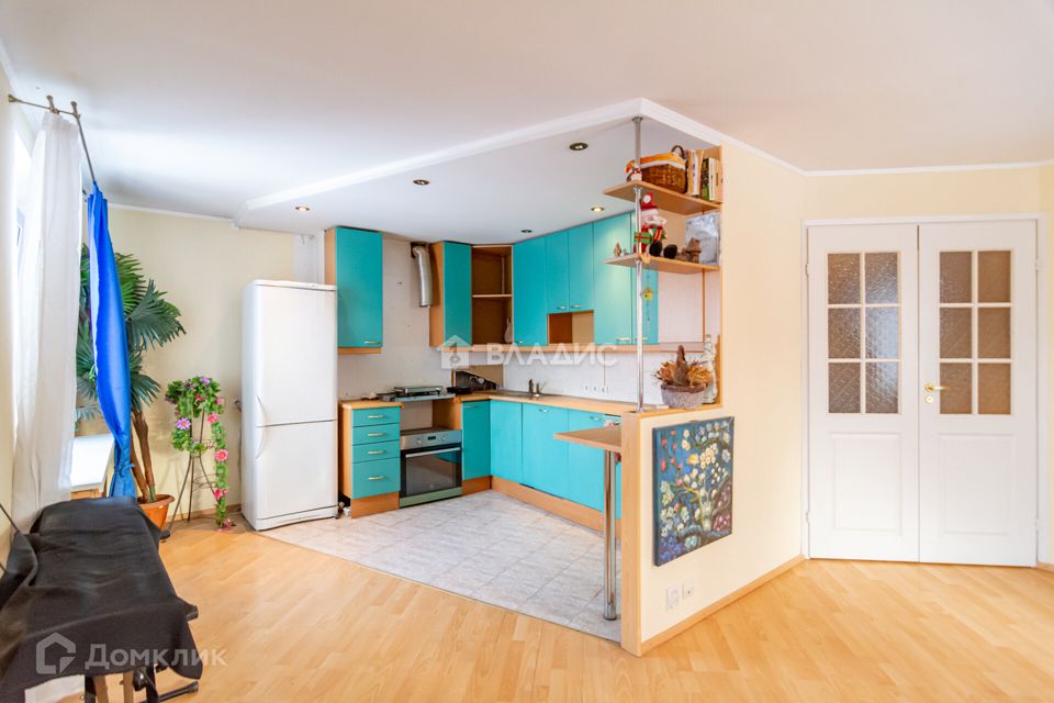 Продаётся 3-комнатная квартира, 76.8 м²
