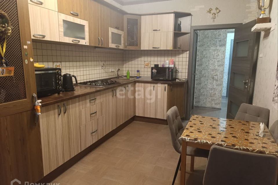Продаётся 2-комнатная квартира, 60.6 м²